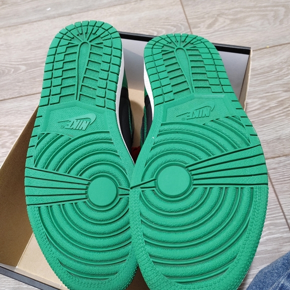 Jordan 1 - Picture 3 of 4